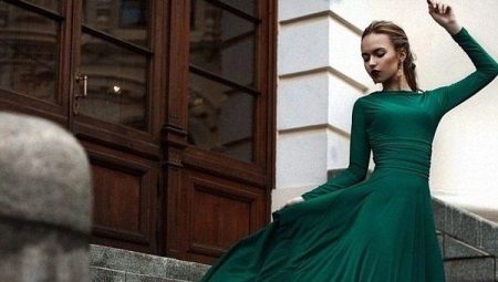 Long sleeve dresses for a discreet look