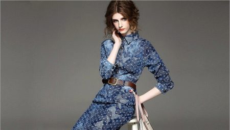 What can I wear with a denim dress?
