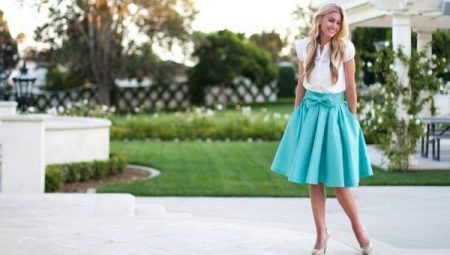 Skirts with bow