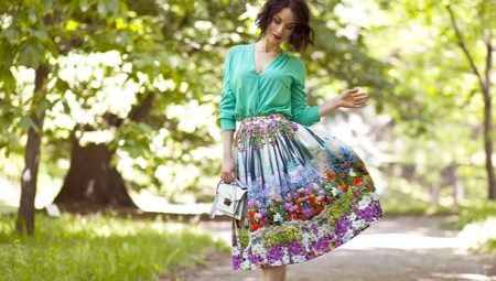 What to wear and how to sew a tatyanka skirt?