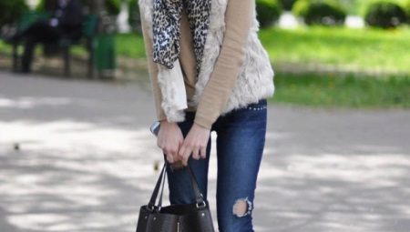 How to sew a hole in jeans between your legs, knees or buttocks?