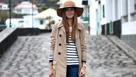 Fashionable raincoats for fall 2021
