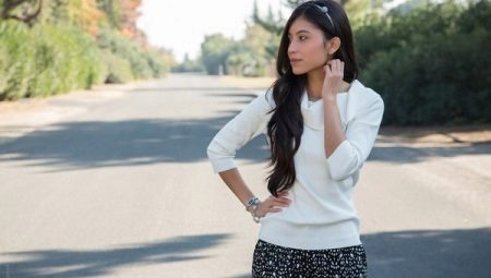 Collar sweaters