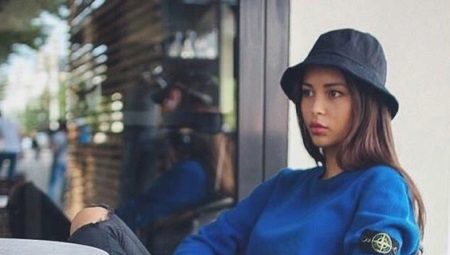 Sweatshirts Stone Island