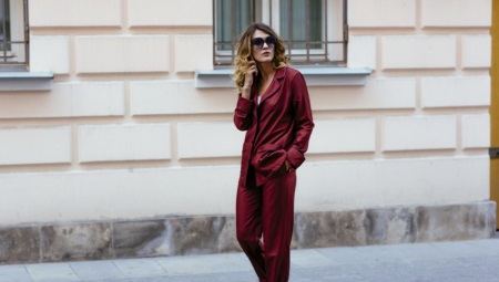 Pajamas suit