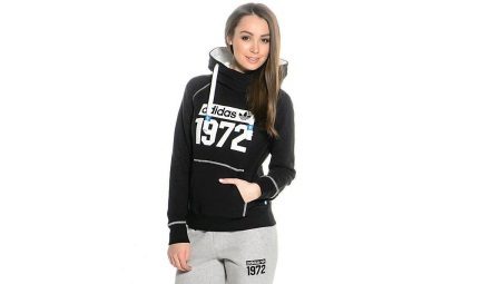 Pantalons de survêtement par adidas