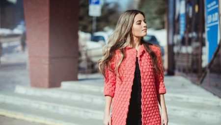 Knitted thick yarn coat
