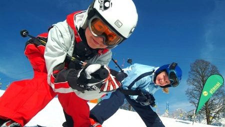 Kids ski suits