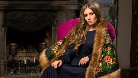 Poncho from Pavloposad shawls