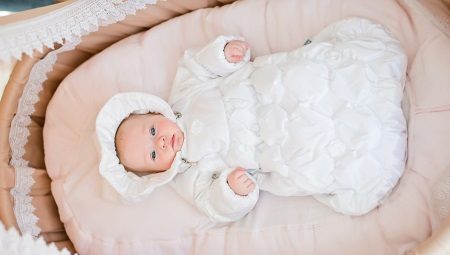 Winter envelope jumpsuit for newborns