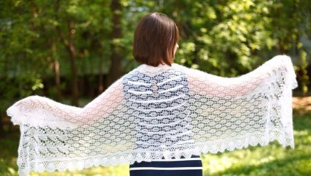 Openwork scarf