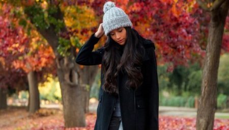 We select hats for a coat