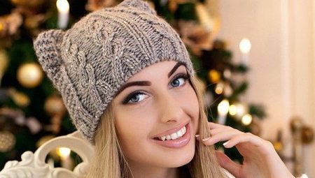 Hat with braids