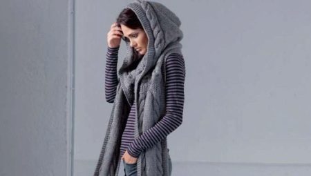 Hooded scarf
