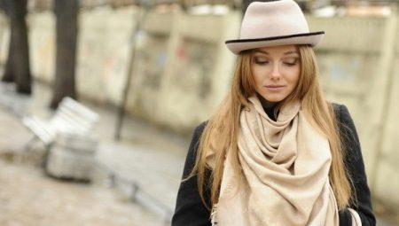 Louis Vuitton scarf