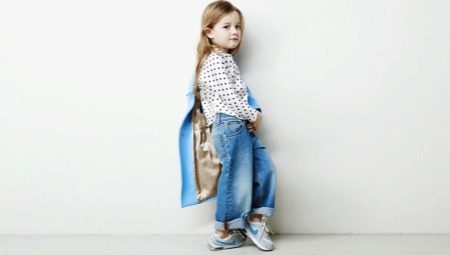 Nike kids sneakers