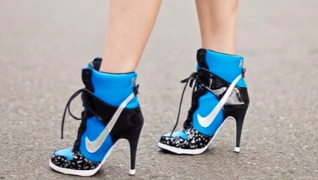 Sneakers with heels