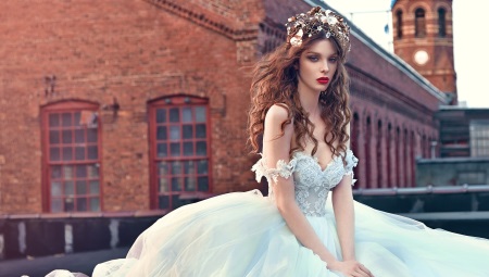 Corset wedding dress