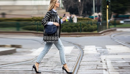 Leather black shoes