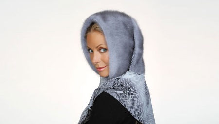 Kerchief hat
