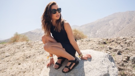 Sports sandals