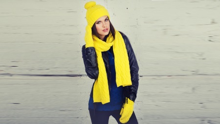Yellow scarf