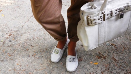 Women's white moccasins