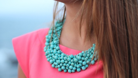 Turquoise beads