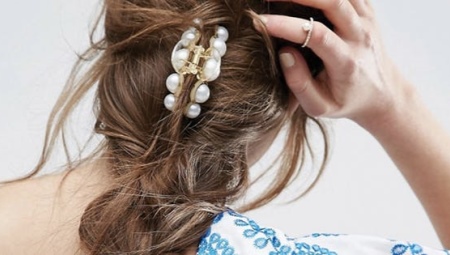 Crab is a popular hair clip