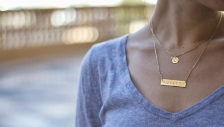 Pendant with name