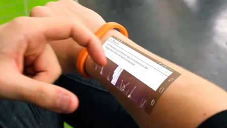 Bracelet phone