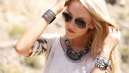 Wide bracelets