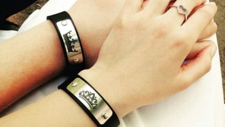 Engraved bracelets