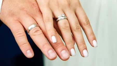 White gold wedding rings