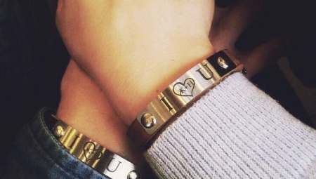 Pair bracelets