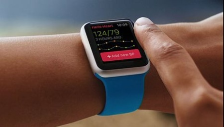 Smart bracelet with heart rate and pressure measurement