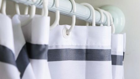 How to clean the bathroom curtain?