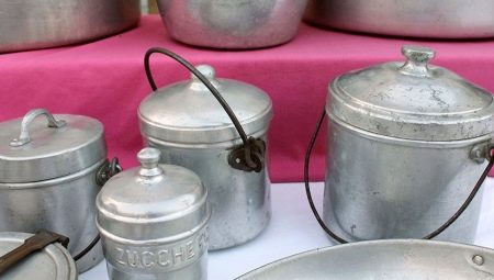 Comment nettoyer les ustensiles de cuisine en aluminium à la maison ?