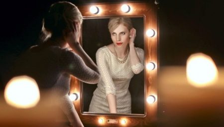 Wall mounted lighted makeup mirror: advantages and disadvantages