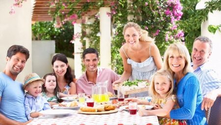 Comment se comporter en soirée ?
