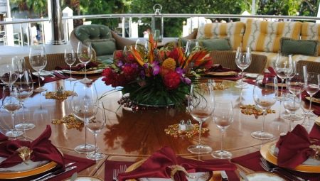 The subtleties of setting the festive table