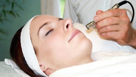 Features of laser face cleansing