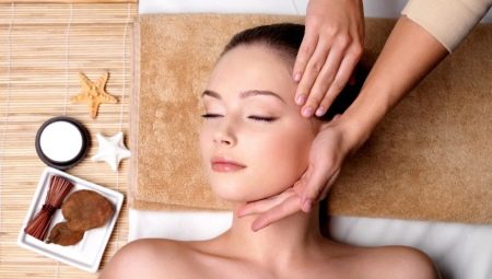 How to do a sculptural facial massage?