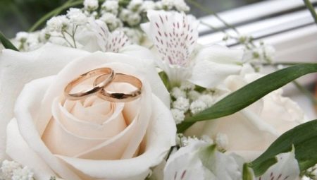 70 years from the wedding day: features and traditions of the date