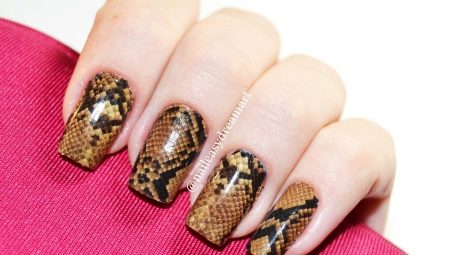 Snake skin effect nail designs are bold but beautiful!