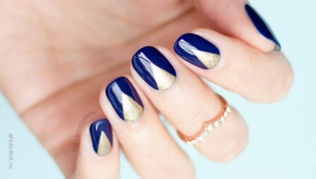 Blue manicure design with gold