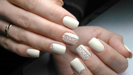 Interesting options for milky manicure