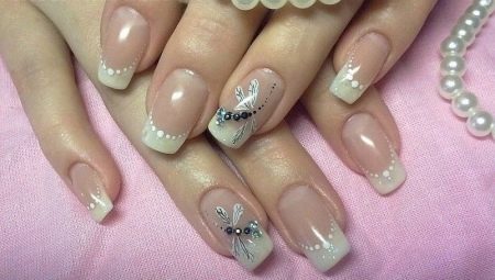 How easy is it to draw a beautiful dragonfly on your nails?