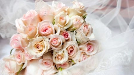 What bouquet to prepare as a wedding gift for newlyweds?