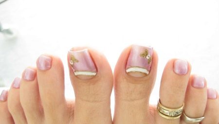 Lunar pedicure: original design options and tips for creating